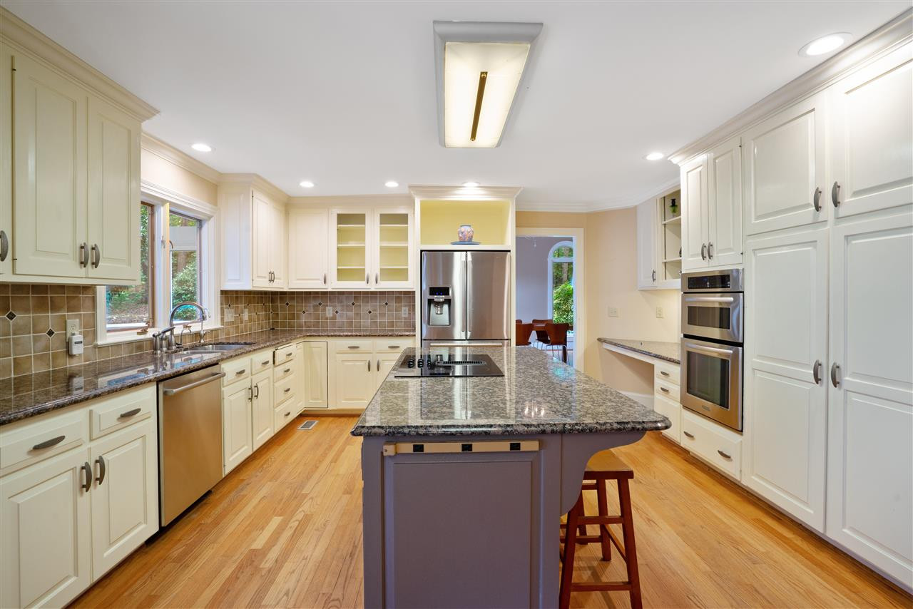 10037 Sycamore Road Raleigh, NC 27613 - Photo 10 of 25 Photo 10
