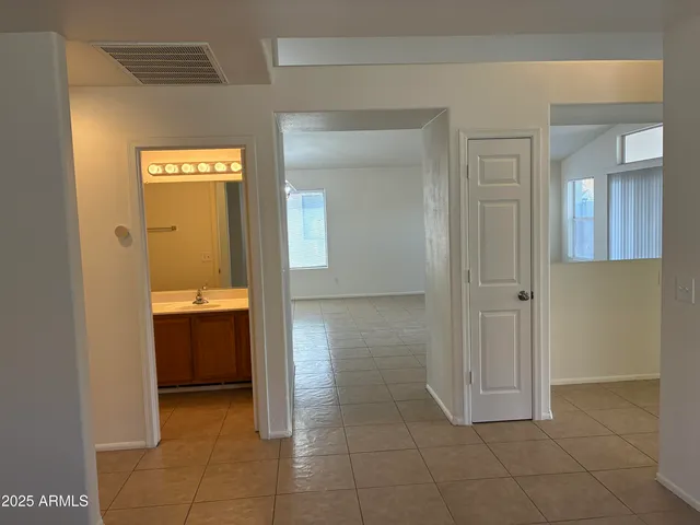 $1,750 | 10443 West Medlock Drive, Glendale, AZ 85307