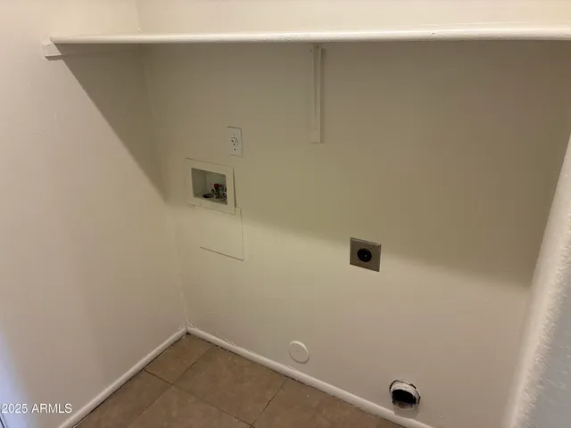 $1,750 | 10443 West Medlock Drive, Glendale, AZ 85307