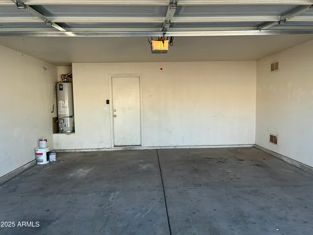 $1,750 | 10443 West Medlock Drive, Glendale, AZ 85307