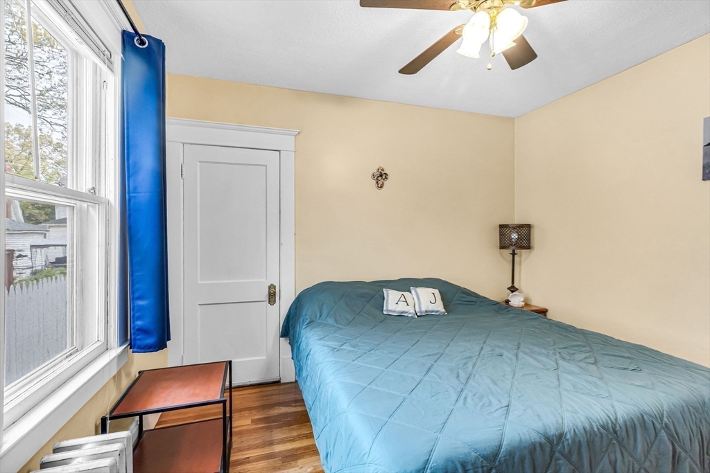 79 Marsden Street Springfield, MA 01109 - Photo 23 of 33