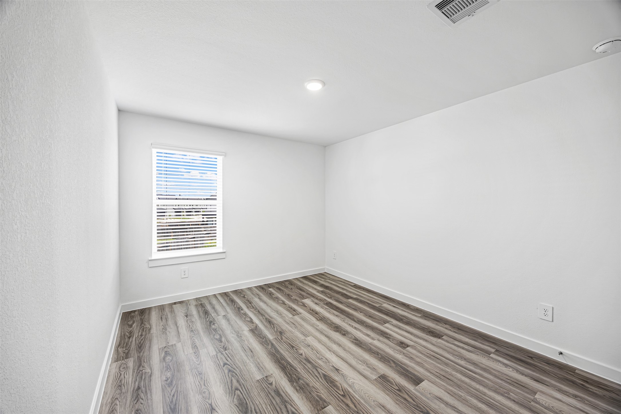 12305 Brandenburg Gate Road Houston, TX 77047 - Photo 18 of 22