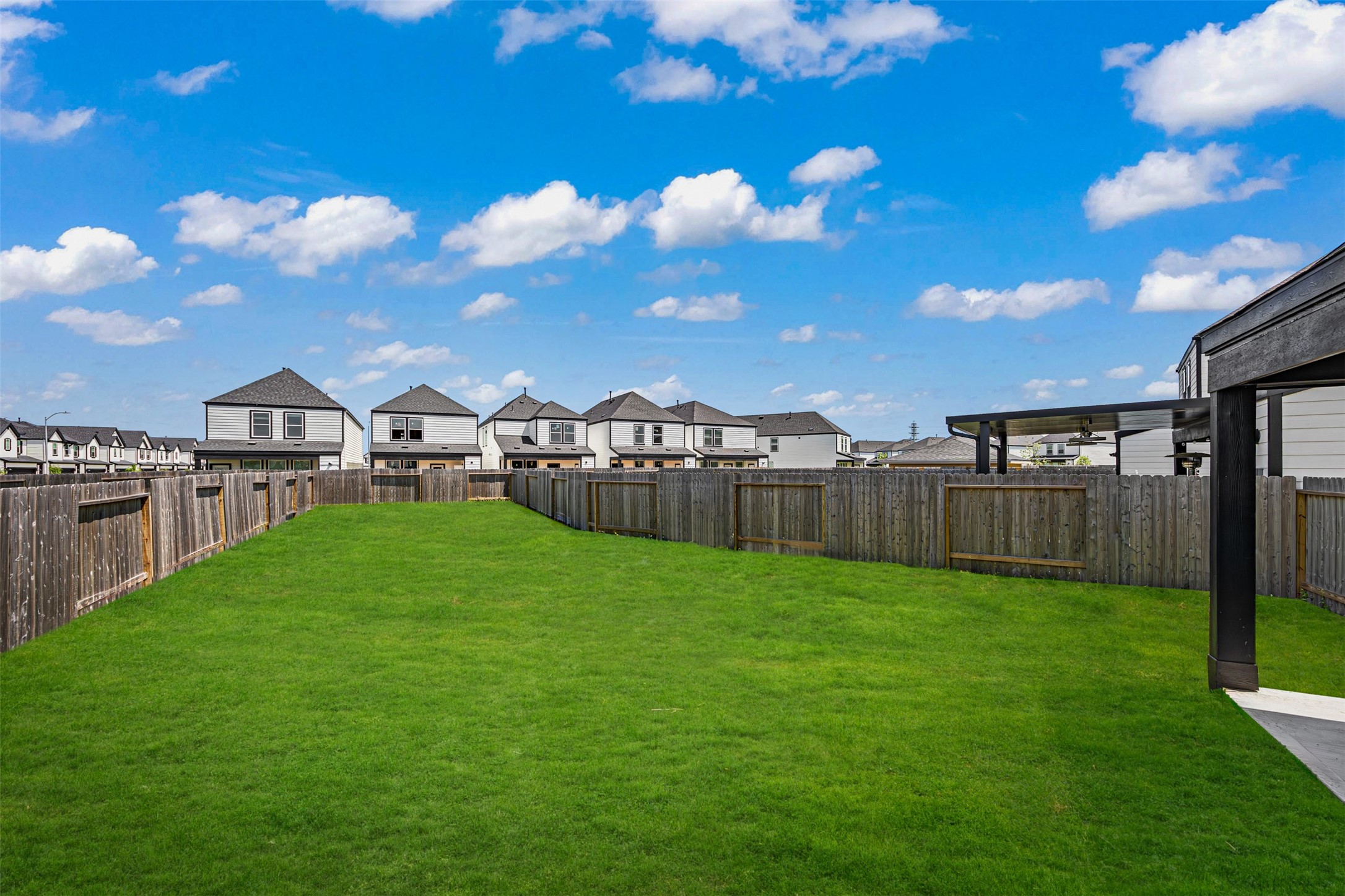 12305 Brandenburg Gate Road Houston, TX 77047 - Photo 22 of 22 a view of a garden