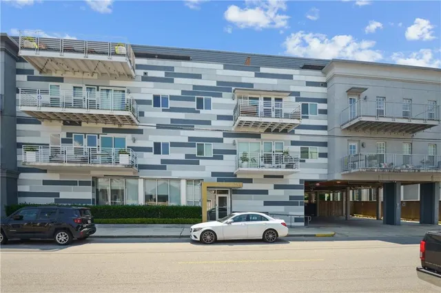 $375,000 | 8616 Oak Street, Unit 208, New Orleans, LA 70118