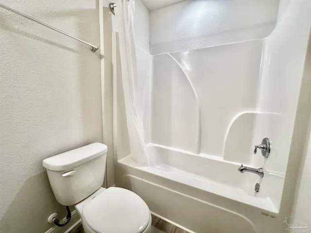 $1,800 | 8630 Meadow Flower Lane, Pensacola, FL 32514