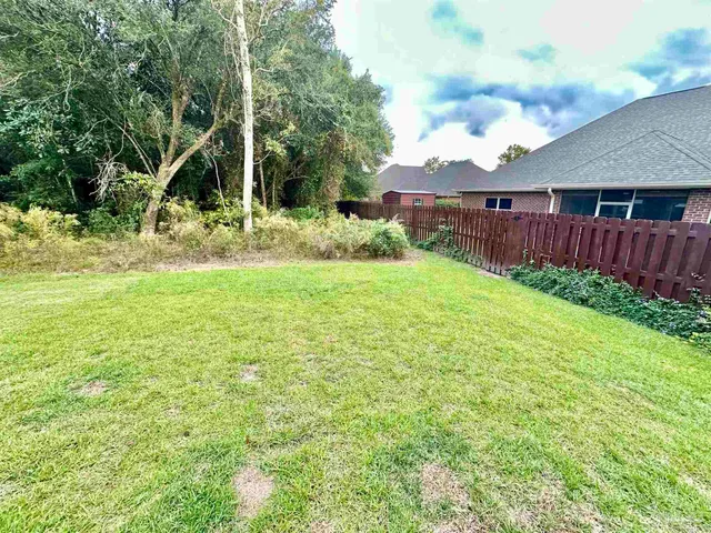 $1,800 | 8630 Meadow Flower Lane, Pensacola, FL 32514