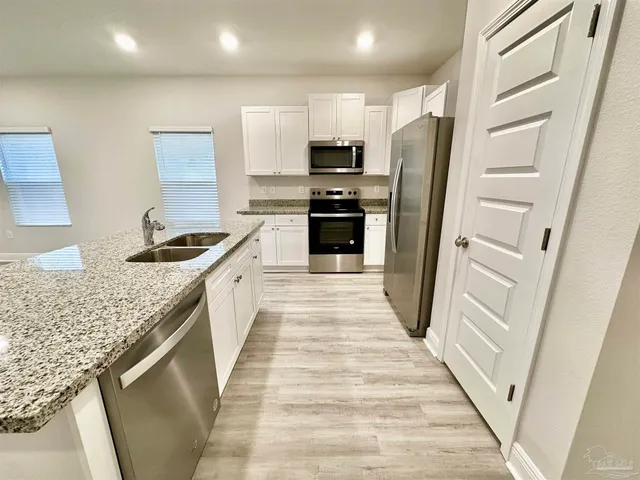 $1,800 | 8630 Meadow Flower Lane, Pensacola, FL 32514