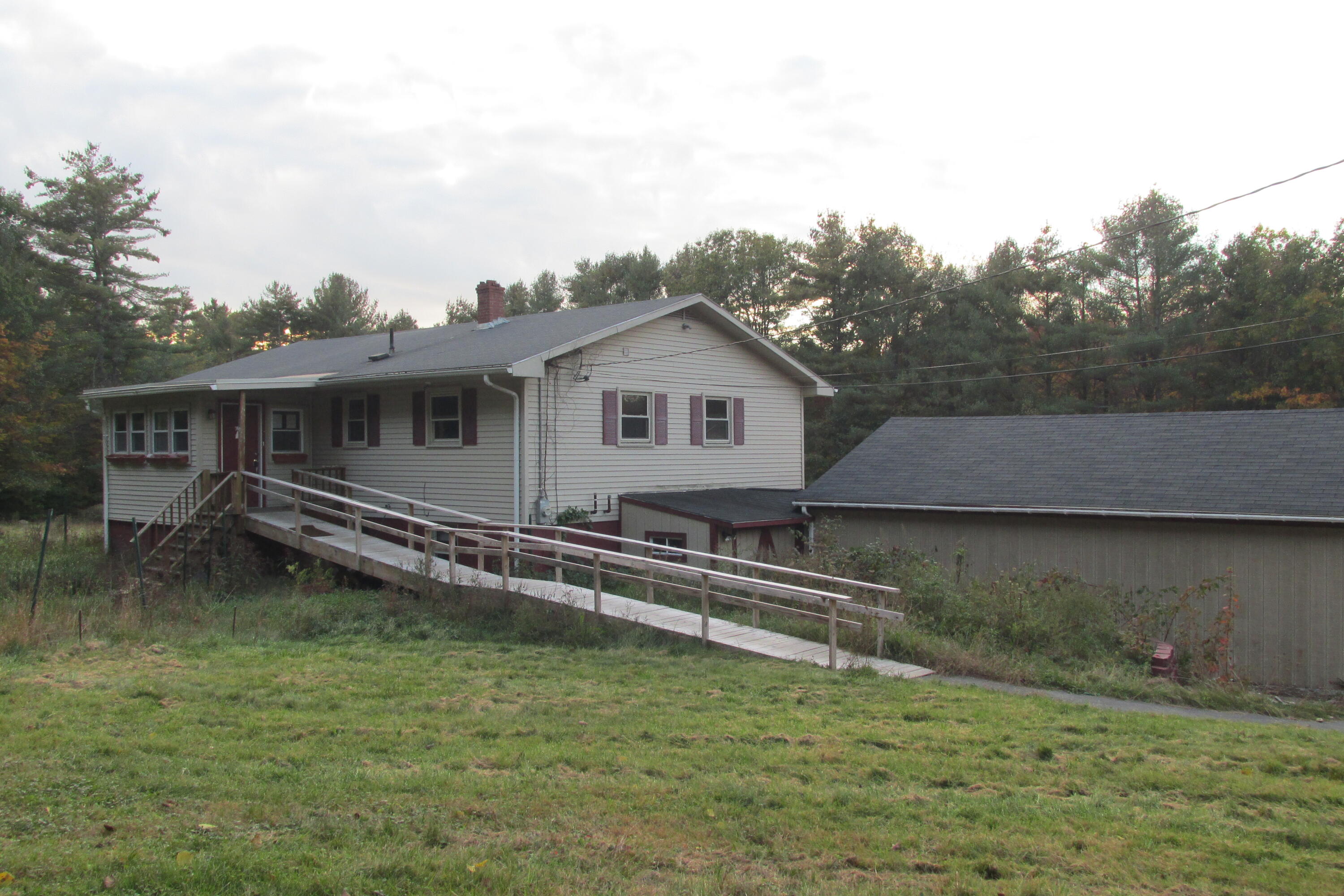 428 Merrow Road Auburn, ME 04210 - Photo 2 of 11 subject (1)