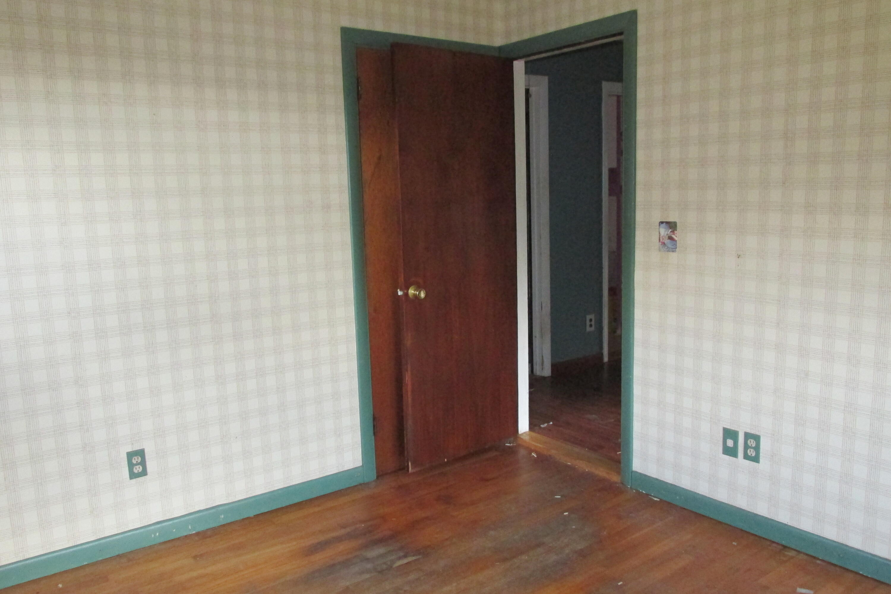 428 Merrow Road Auburn, ME 04210 - Photo 8 of 11 subject (7)