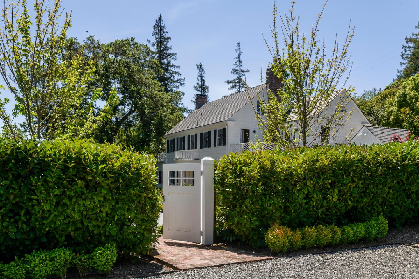 519 Roehampton Road Hillsborough, CA 94010 - Photo 3 of 66