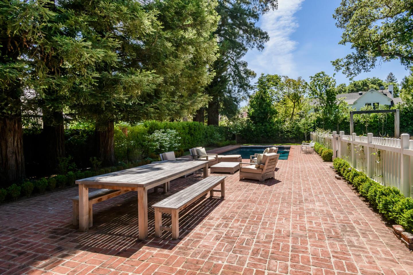 519 Roehampton Road Hillsborough, CA 94010 - Photo 8 of 66