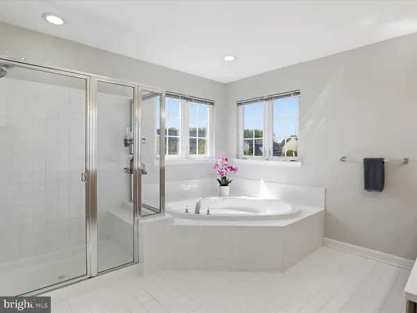 $999,900 | 14202 Derby Ridge Road, Bowie, MD 20721