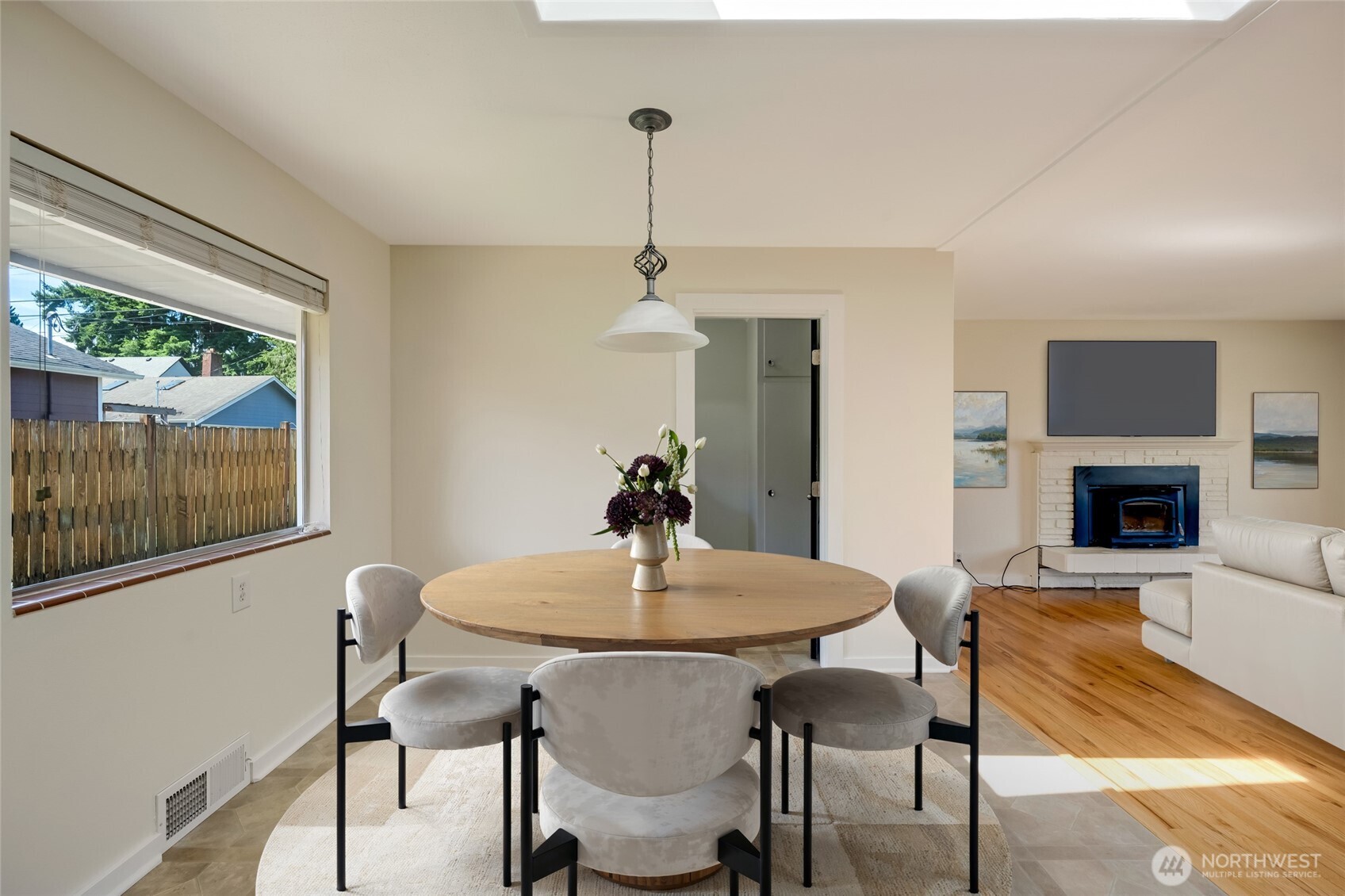 320 East Maple Street Arlington, WA 98223 - Photo 11 of 40