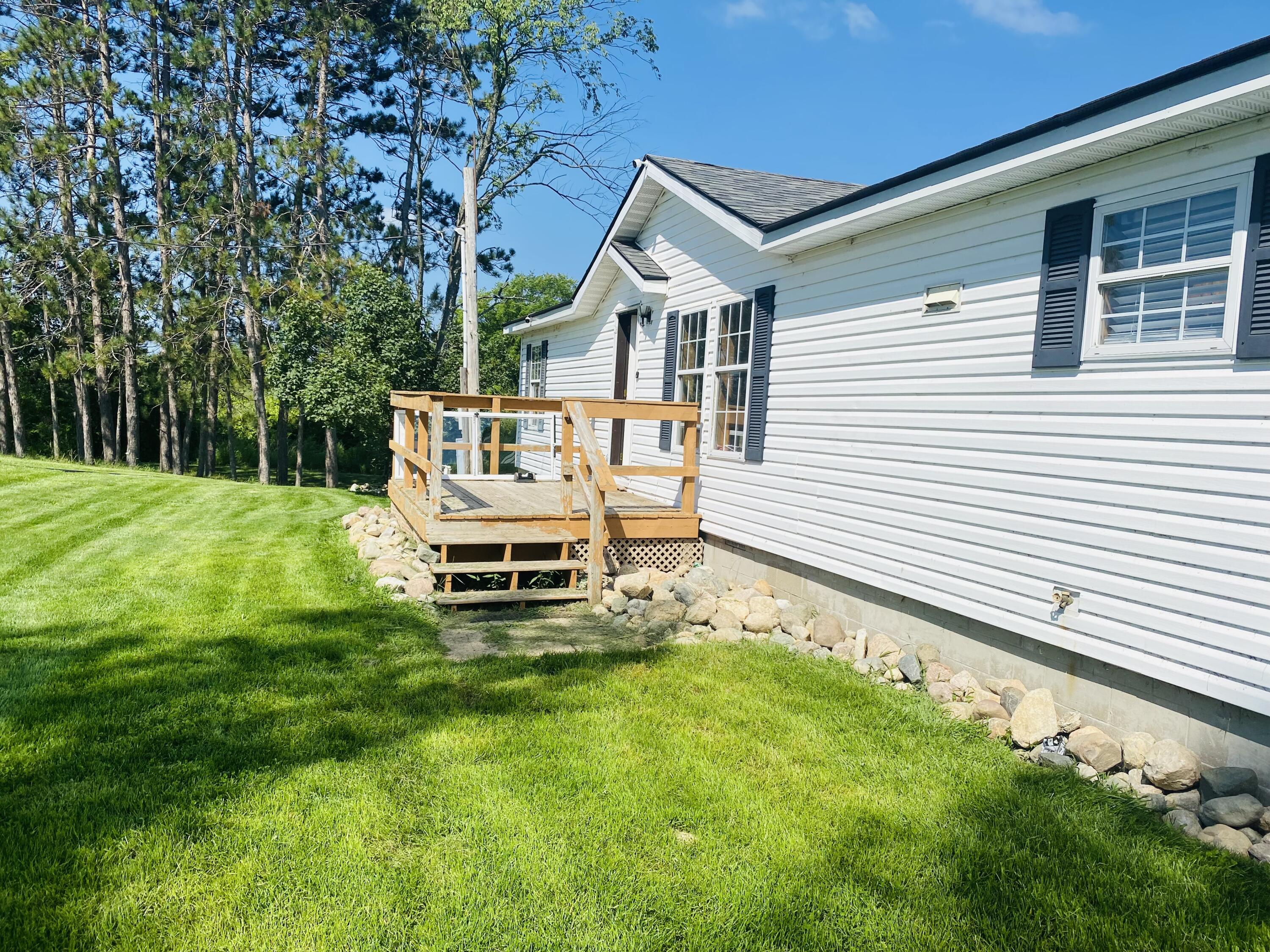 220 9 Mile Road Remus, MI 49340 - Photo 27 of 30 IMG_1692