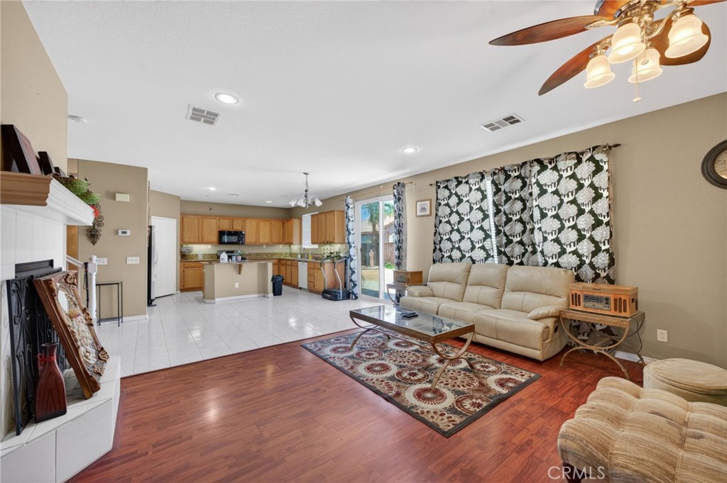 31544 Borega Road Murrieta, CA 92563 - Photo 16 of 48