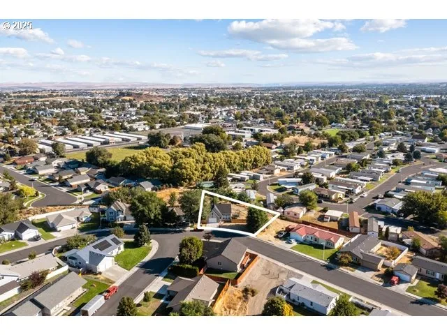 $357,900 | 1448 Southwest Riverhill Drive, Hermiston, OR 97838