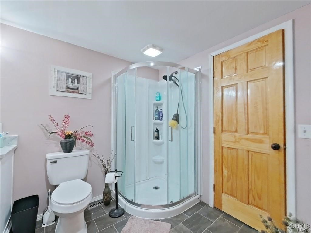 801 West Thomas Street Rome, NY 13440 - Photo 21 of 48