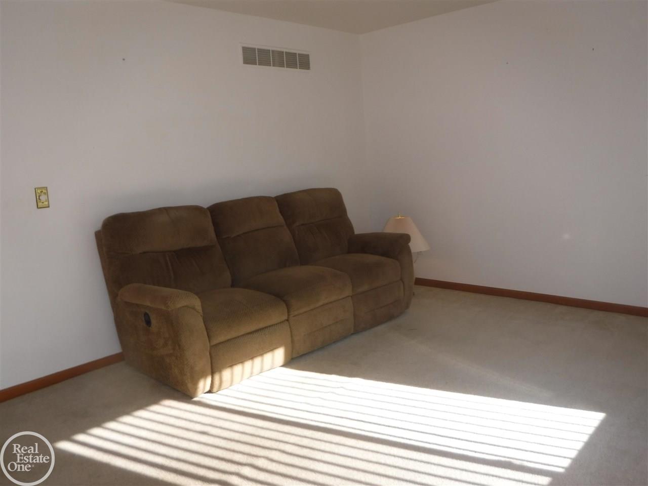 48582 Sugarbush Road, Unit #62 BUILDING #5 New Baltimore, MI 48047 - Photo 6 of 29 Gallery Image 6