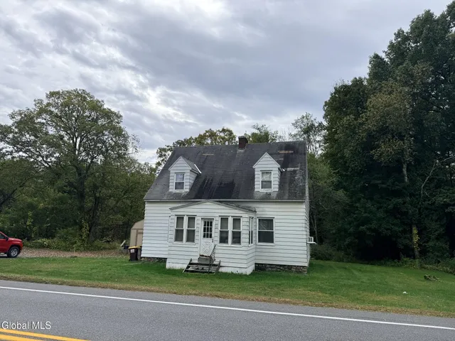 $349,900 | 95 Round Lake Road, Ballston Lake, NY 12019