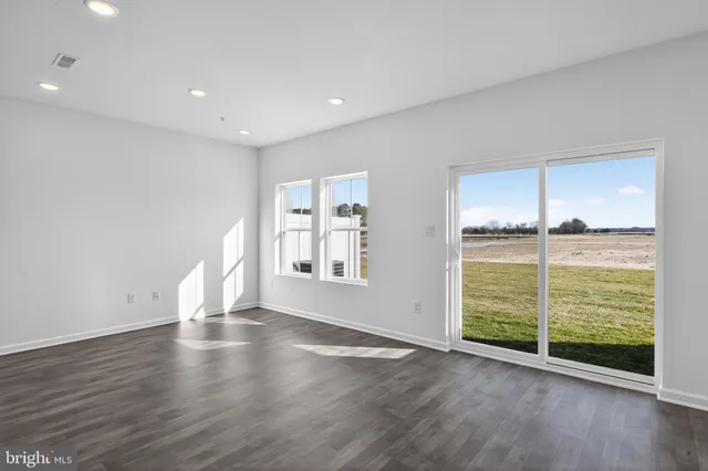 $259,990 | 211 Clement Loop, Salisbury, MD 21804