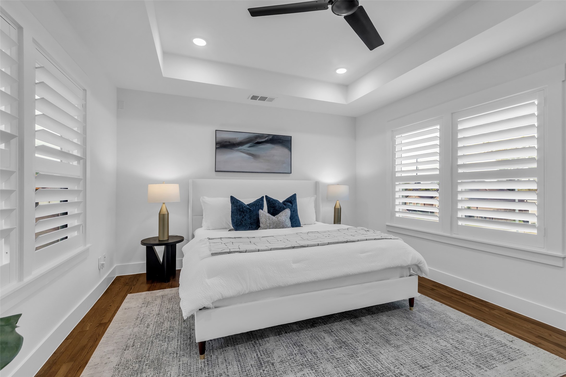 2611 Ruth Street Houston, TX 77004 - Photo 30 of 50 An additional view of the primary bedroom provides perspective on how the space can be arranged to suit your personal style.