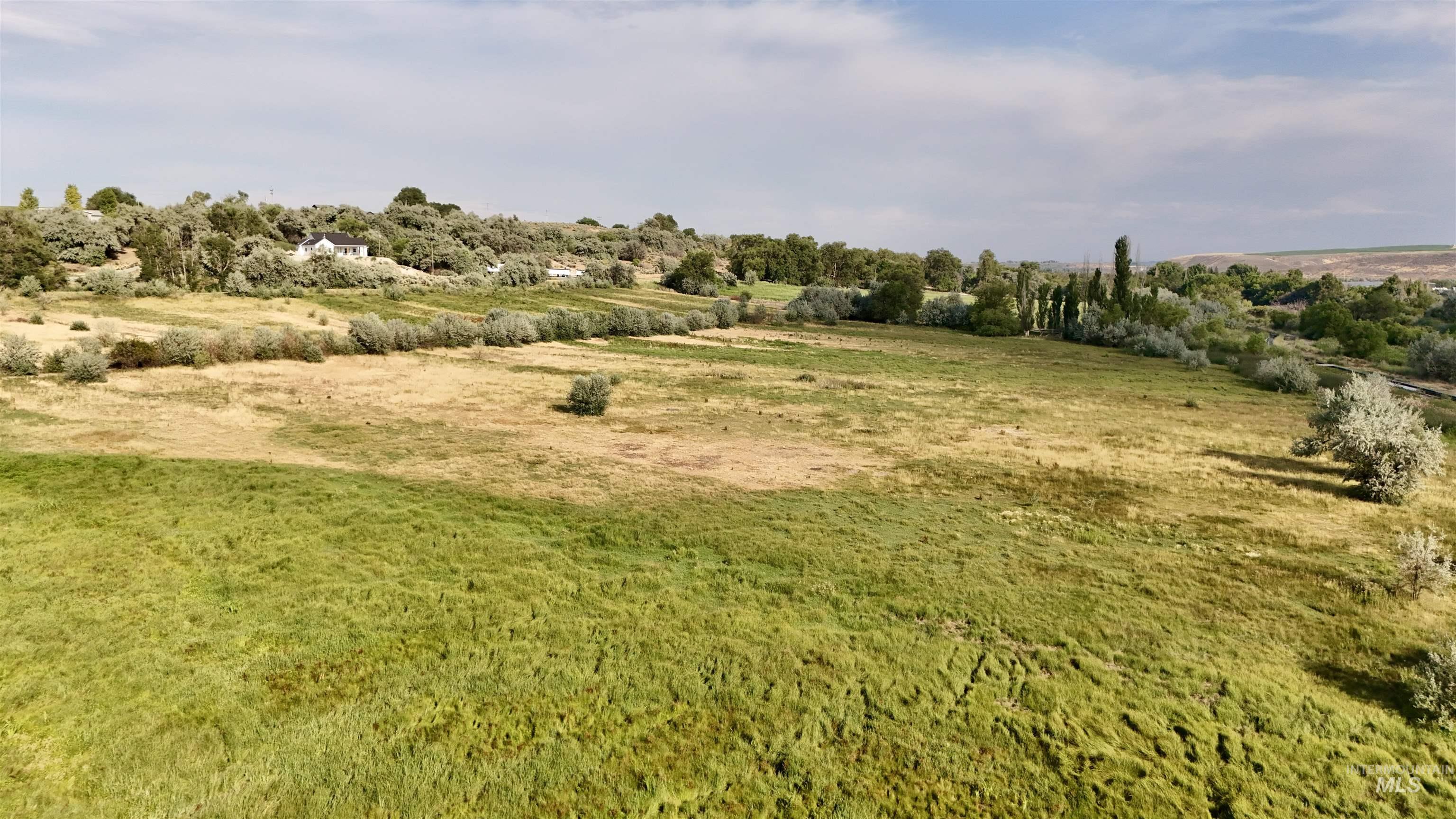 2925 South 1050 East Hagerman, ID 83332 - Photo 8 of 21 View of local wilderness with rural landscape