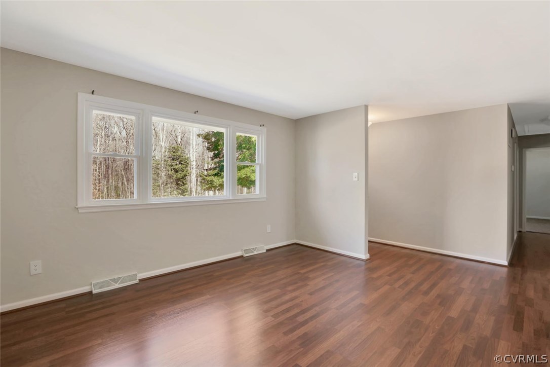 2209 Chemin Road Petersburg, VA 23805 - Photo 5 of 28 Gallery Image 5
