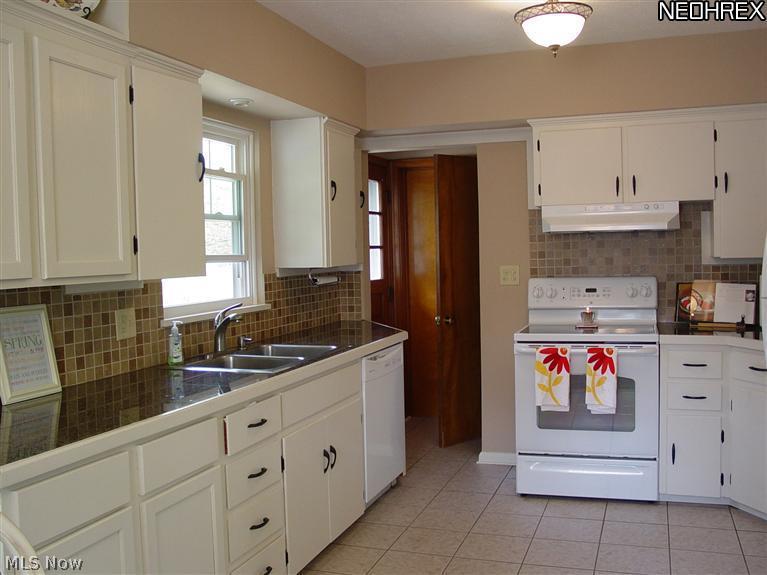 327 Oakley Road Wooster, OH 44691 - Photo 5 of 13 Gallery Image 5