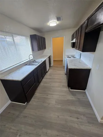 $1,695 | 1605 Willowbrook Street, Lancaster, TX 75134