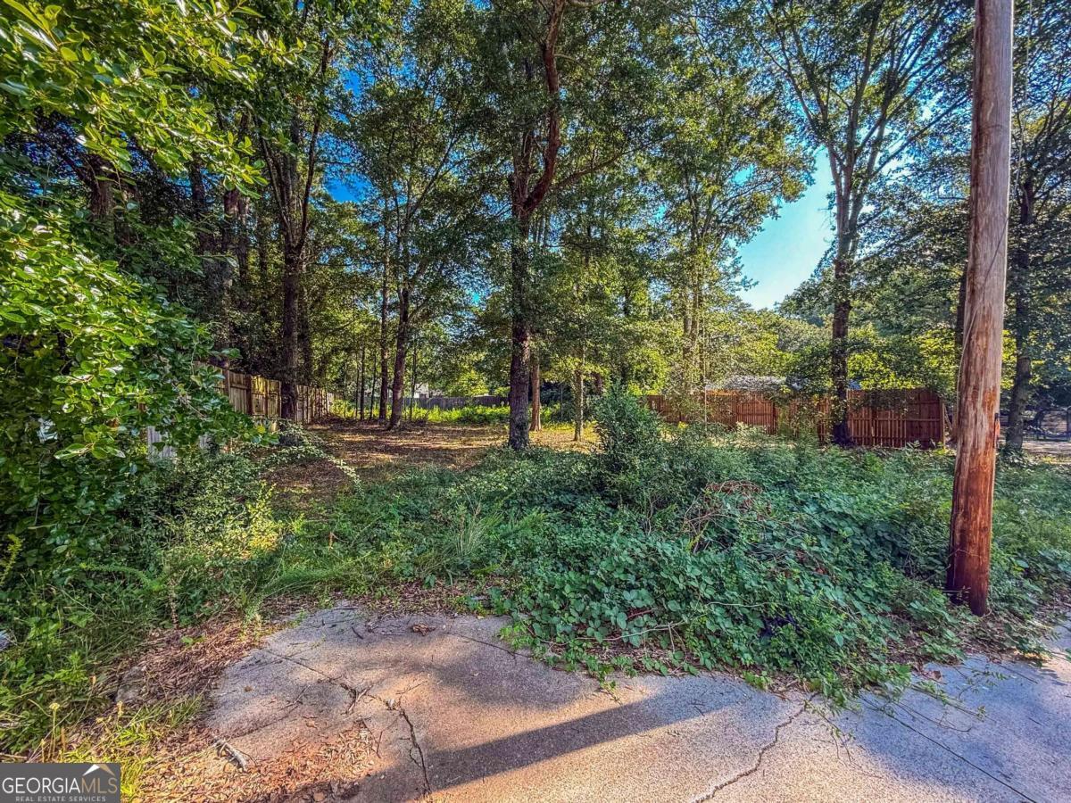 1015 Davis Street Monroe, GA 30655 - Photo 6 of 8