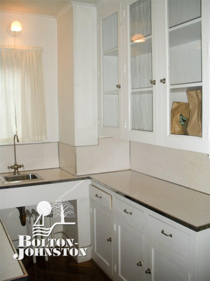 705 Westchester Road Grosse Pointe Park, MI 48230 - Photo 11 of 31