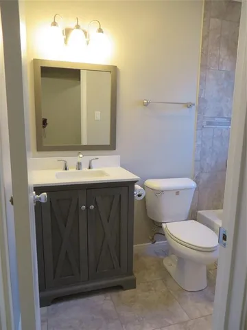 $1,400 | 8716 Club House Drive, Unit 6, Willis, TX 77378