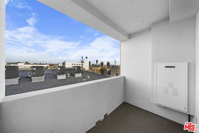 a view of a terrace with sky view