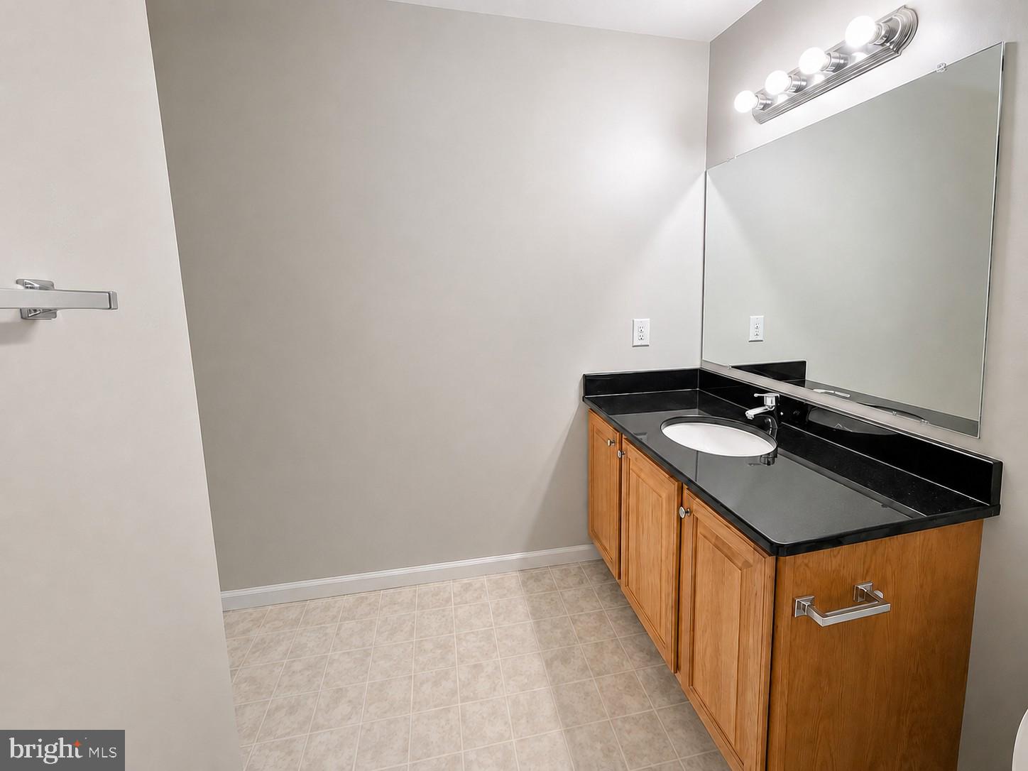 180 Quiet Road Sicklerville, NJ 08081 - Photo 20 of 24 Gallery Image 20