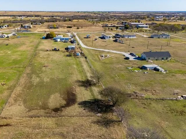 $399,000 | 792 County Road 4213, Decatur, TX 76234