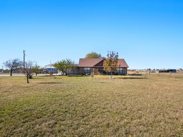 $399,000 | 792 County Road 4213, Decatur, TX 76234