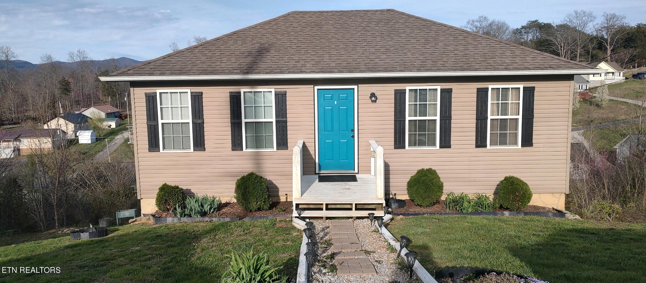 132 View Lane La Follette, TN 37766 - Photo 1 of 10 IMG_20240325_180931419_HDR