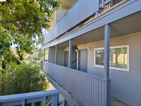$1,250,000 | 40 Foster Street, Martinez, CA 94553