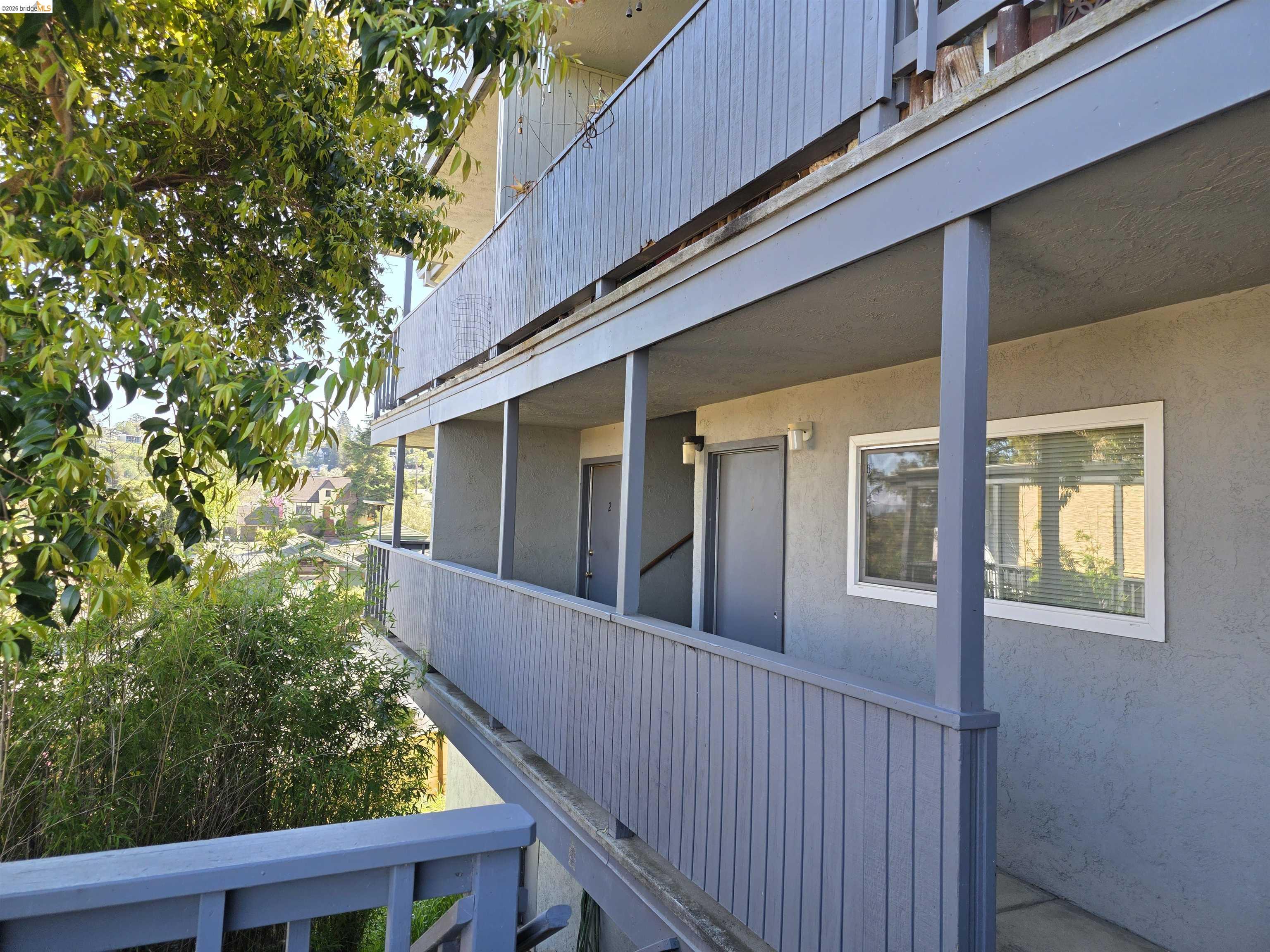 40 Foster Street Martinez, CA 94553 - Photo 2 of 4 a view of a balcony