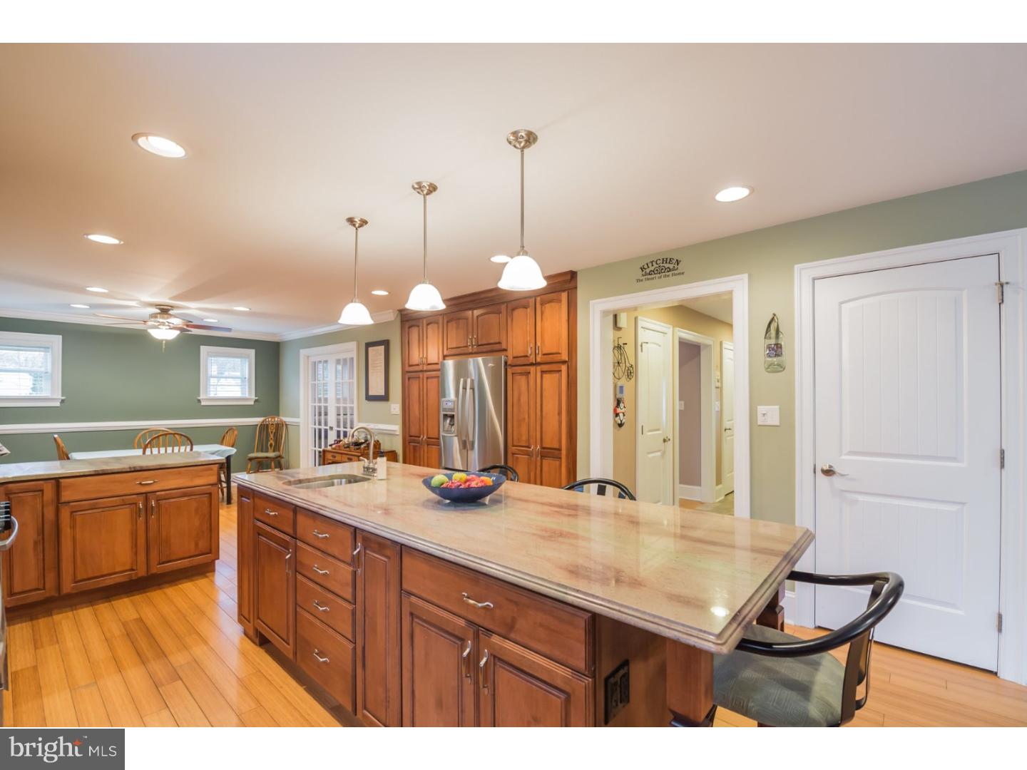 141 Morgan Road Aston, PA 19014 - Photo 8 of 25 Kitchen