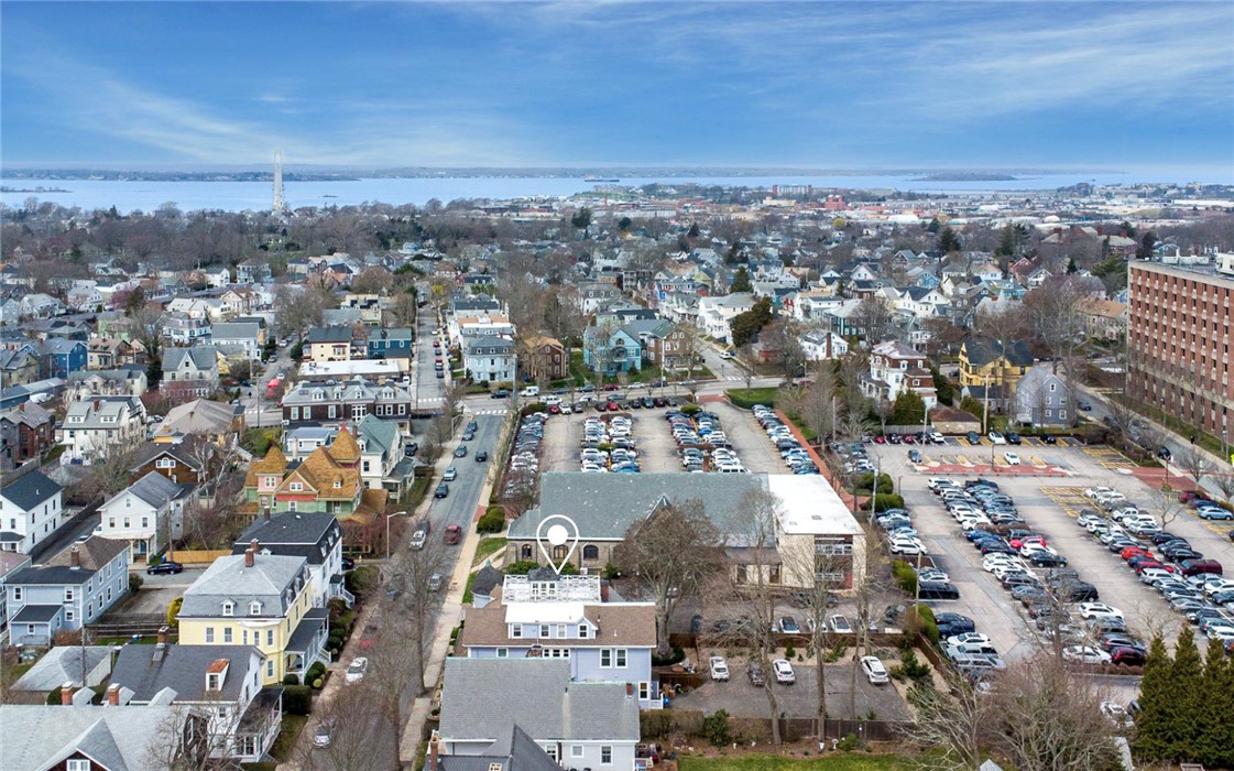 18 Rhode Island Avenue Newport, RI 02840 - Photo 11 of 50