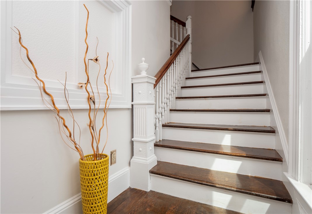 18 Rhode Island Avenue Newport, RI 02840 - Photo 24 of 50