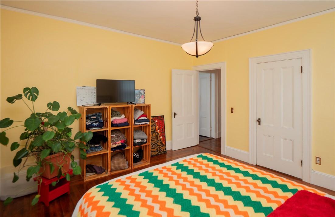 18 Rhode Island Avenue Newport, RI 02840 - Photo 26 of 50