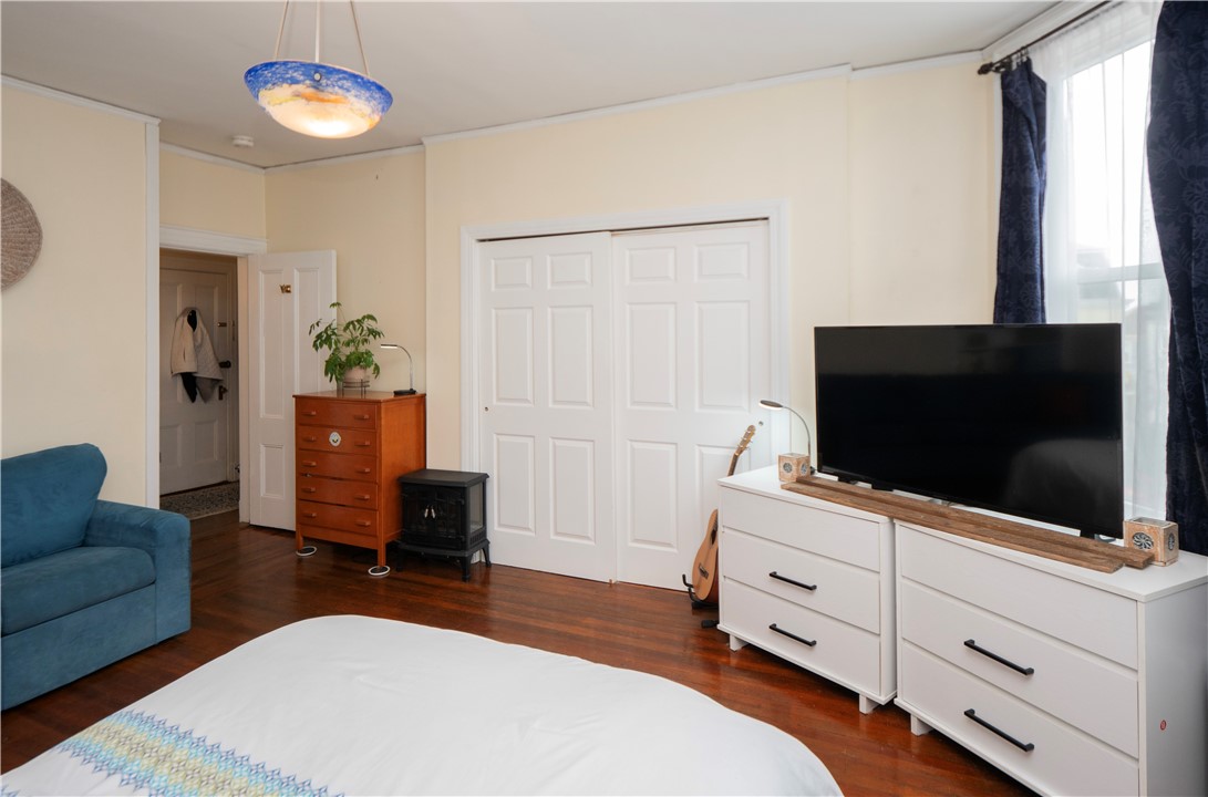 18 Rhode Island Avenue Newport, RI 02840 - Photo 36 of 50