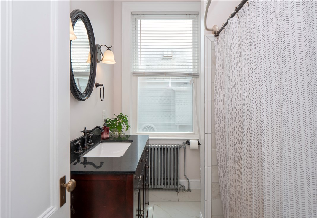 18 Rhode Island Avenue Newport, RI 02840 - Photo 37 of 50