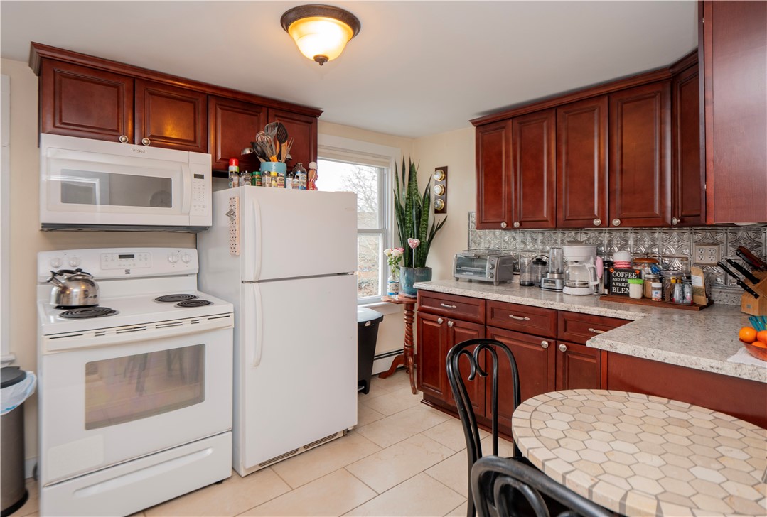 18 Rhode Island Avenue Newport, RI 02840 - Photo 41 of 50