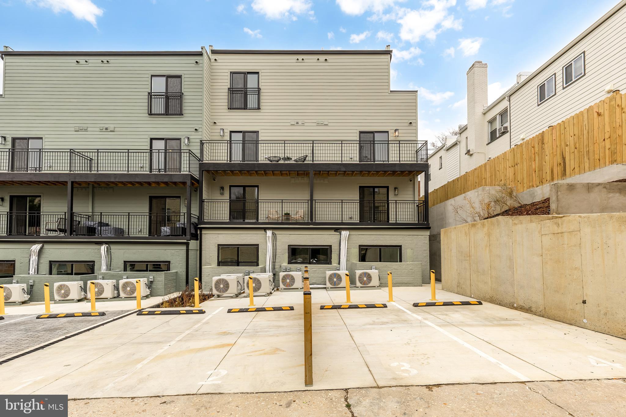 2606 41st Street Northwest, Unit 7 Washington, DC 20007 - Photo 17 of 18