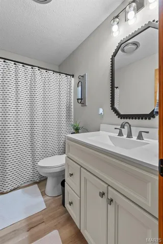 $280,000 | 608 A State Hwy H, Sikeston, MO 63801