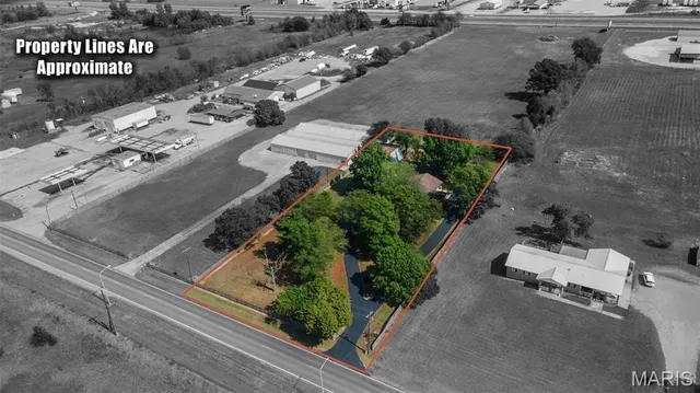 $280,000 | 608 A State Hwy H, Sikeston, MO 63801