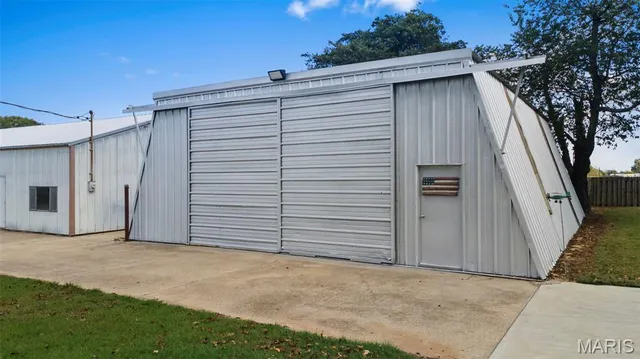 $280,000 | 608 A State Hwy H, Sikeston, MO 63801